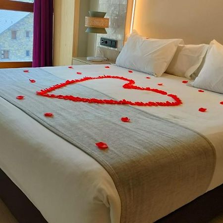 Hotel Boutique Mediodia & Apartments (Adults Only) ปลัน ภายนอก รูปภาพ