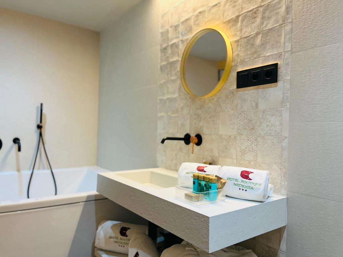 Hotel Boutique Mediodia & Apartments (Adults Only) ปลัน ภายนอก รูปภาพ
