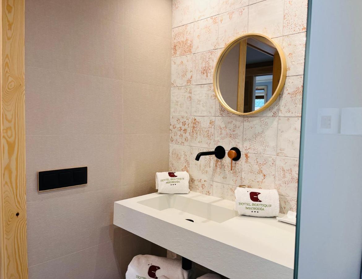 Hotel Boutique Mediodia & Apartments (Adults Only) ปลัน ภายนอก รูปภาพ