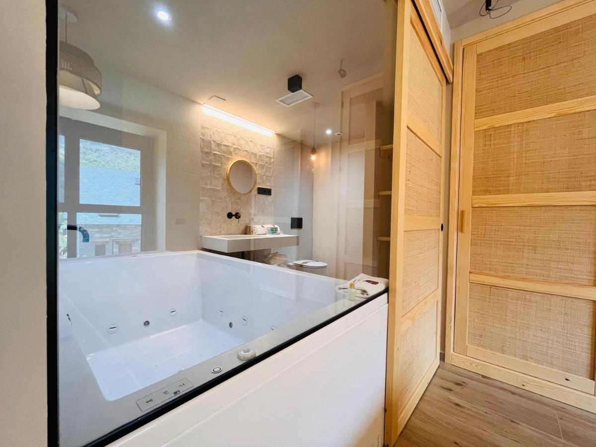 Hotel Boutique Mediodia & Apartments (Adults Only) ปลัน ภายนอก รูปภาพ