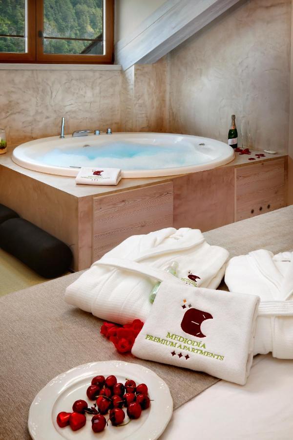 Hotel Boutique Mediodia & Apartments (Adults Only) ปลัน ภายนอก รูปภาพ